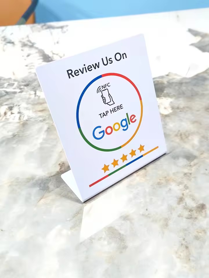 Stand da Tavolo Bianco Largo con NFC (TAP004) - immagine 3